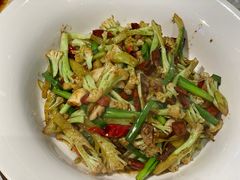 -费大厨辣椒炒肉(万家丽一店)