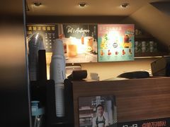 -星巴克(北京西站5号候车室)