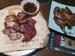 -东口码头·烧鸽子·鱼头泡饼·地方菜(金鹰悦城店)