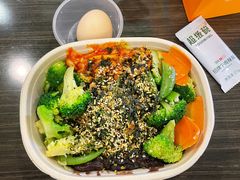 金枪鱼温泉蛋超级碗-超级碗FOODBOWL(成都来福士店)