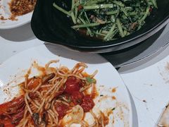 -港丽餐厅(来福士店)