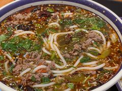 -云阿蛮云南生烫牛肉米线(奉贤路店)