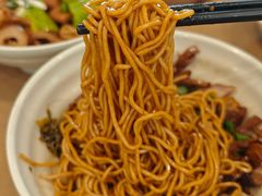 -佬钱湾仔(衣裳街店)