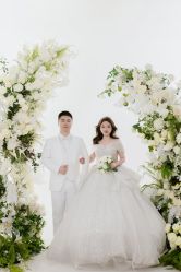 -挪娅婚纱摄影皇家会所