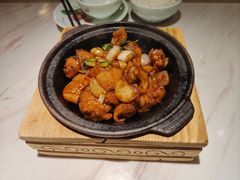 -荷花亭·湖北融合菜(中商广场店)
