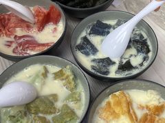 -李与白包子铺(桐梓林店)