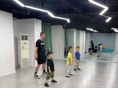 -雅米拉艺术中心(少儿舞蹈培训)