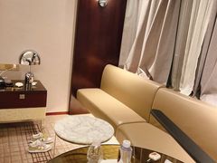 -上海龙之梦万丽酒店