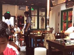 大堂-喝丢一只鞋·东北烤肉·烧烤·铜火锅(江宁店)