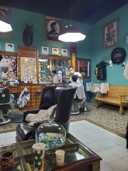 -小戈男士复古理发馆barber shop