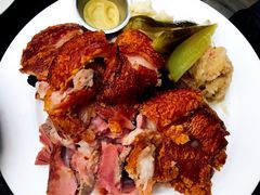 招牌脆皮烤猪肘-Malena玛莲娜