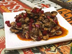 -扒虾小妹儿麻辣海鲜(宏图街店)