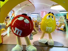 -m豆巧克力世界(上海世茂广场店)