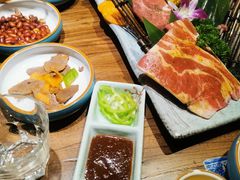 -明洞阿姨·韩式酱蟹烤肉·创意料理(三元桥店)