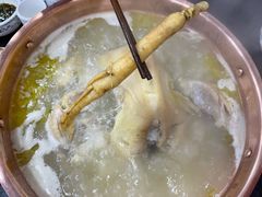 -朴小妹人参鸡汤火锅(长白山万达店)