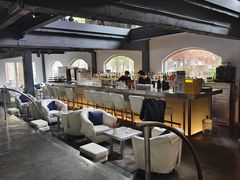 -穹六人间 people 6(岳阳路店)