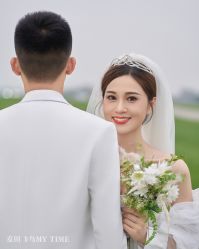 -麦田·婚纱摄影(天河新天地店)