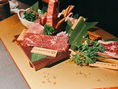 -铭牛烧肉·和牛海鲜自助(高新月牙湖店)