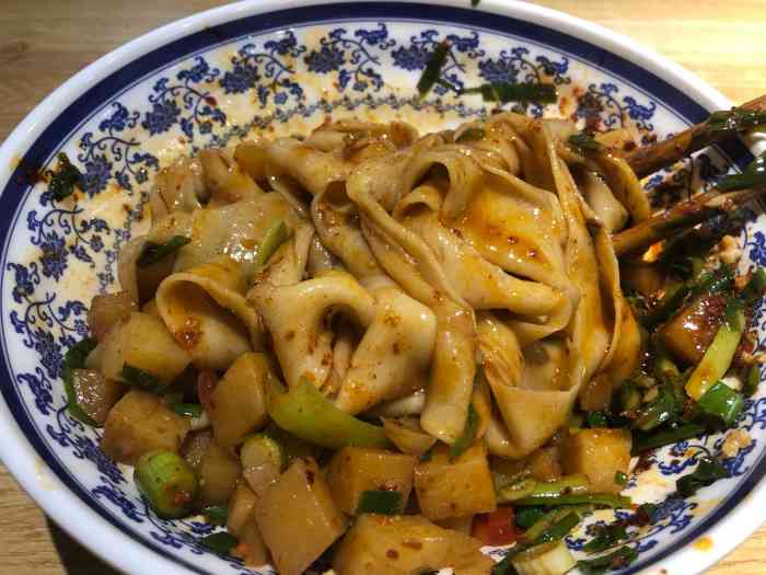 老陕大碗面-"这个网真的好大呀,超级大的大的比我脸都大.