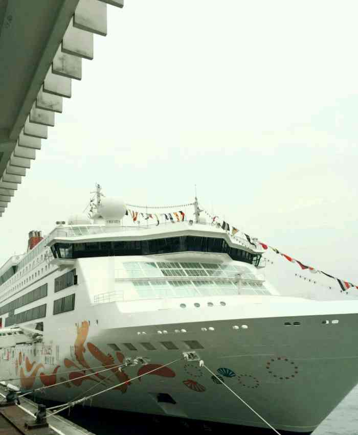 丽星邮轮双鱼星号-"[调皮]这里有三个第一次第一次辞职第.