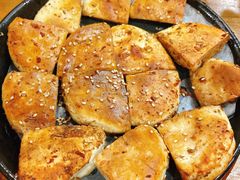 料理烤特色火烧-老东镇啤酒屋海鲜加工·蒸汽海鲜·海鲜烧烤(台东店)