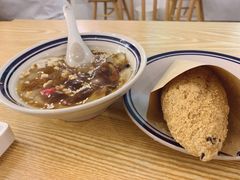 -正南齐北·老街糯米团(洪崖洞店)