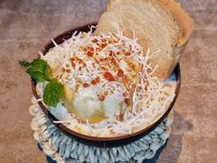 -饱嗝·小炒云南菜·见手青乌鸡汤锅(来凤街国创园店)