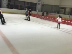 -冠军冰场CHAMPION RINK(凯德广场店)
