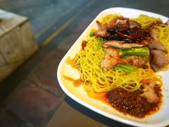 -东海岸人工湖美食村