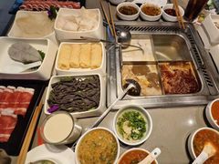 -海底捞火锅(杭州滨江九宜城店)