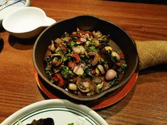 -云海肴·汽锅鸡·云南菜(天山百盛优客店)