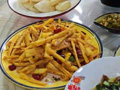 干煸莲藕条-菁菁有味湖北恩施菜