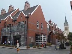 -钟书阁(松江泰晤士小镇店)