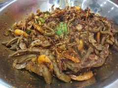 鸭爪大虾双拼-嘎嘎鸭下巴·爆辣干锅(明教寺店)