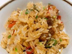 招牌腊味煲仔饭（中份）-四季缤纷椰子鸡(雨花亭凯德广场店)