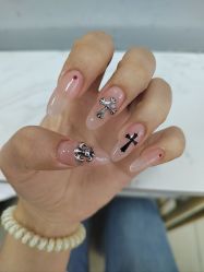 -尤米一站式美甲美睫