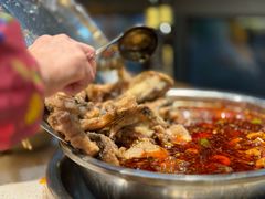 -肖肖酸萝卜鱼火锅(总店)