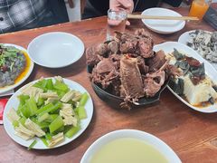 -宝瑞门钉肉饼店