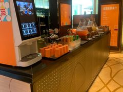 -怡咖啡海鲜自助餐厅(浦东香格里拉店)