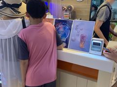 -CoCo都可(湖滨银泰店B区店)
