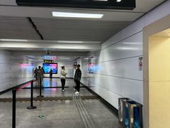 -宽窄巷子(地铁站)