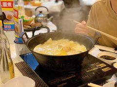 -鲜入围煮花胶鸡海鲜火锅