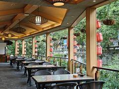 -美食村花园餐厅