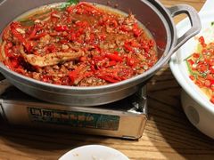 -爱碗亭·鲜炒湖南菜(壹城中心店)