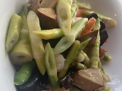 -巧克力渔家.小船海鲜胶东菜(万平口店)