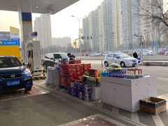 -中国能源朝平加油站