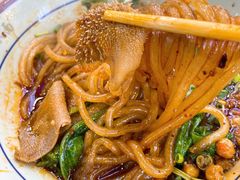 -八一路好吃街(雨田商务大厦店)