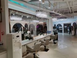 -BULB STUDIO 巴柏明星发型工作室