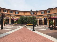 -佛罗伦萨小镇广佛名品奥特莱斯(疏港路店)