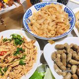 撸🍢串，看⚽️球，吹牛=夏天